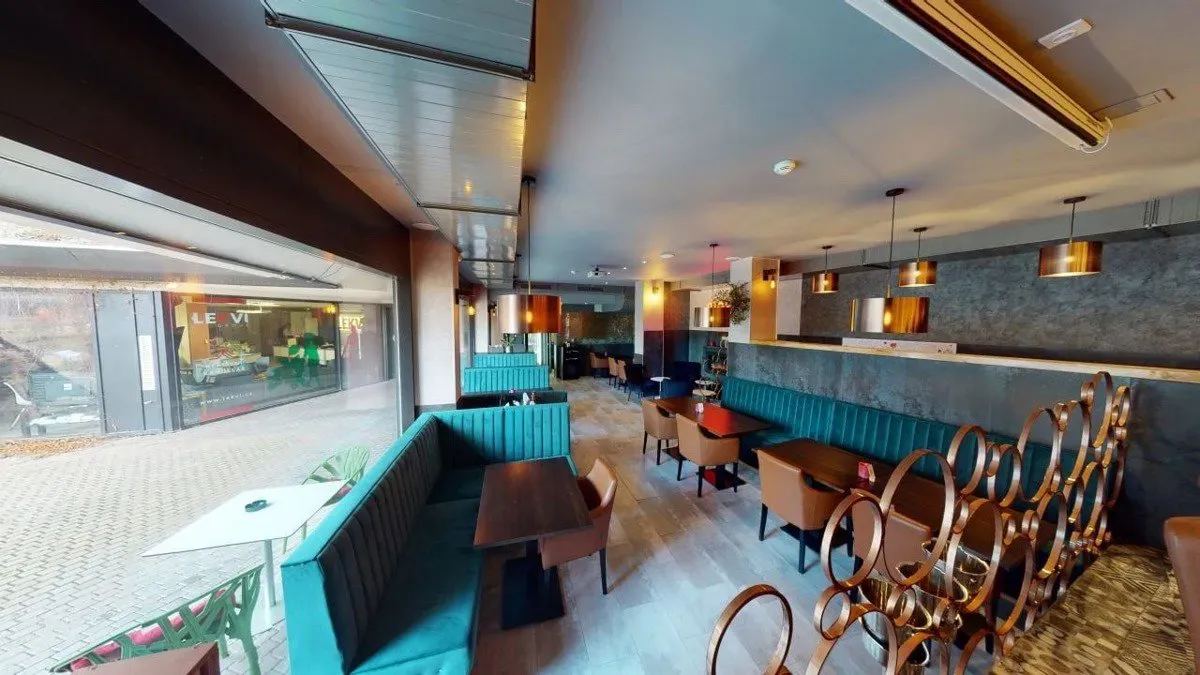 Prodej komerční nemovitosti · Restaurace · 142 m²