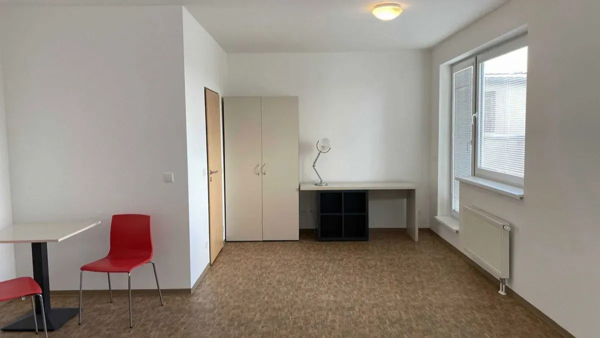 Pronájem bytu · 2+kk · 38 m² (ID: PodDevinem2kk)