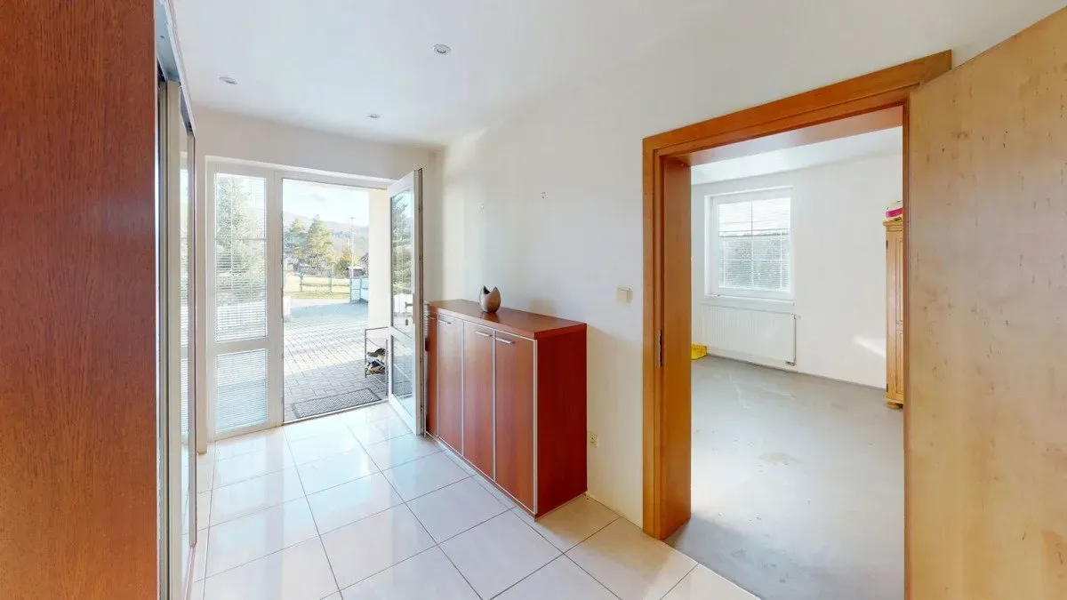 Prodej domu · Rodinný · 424 m² (ID: SaleLink)