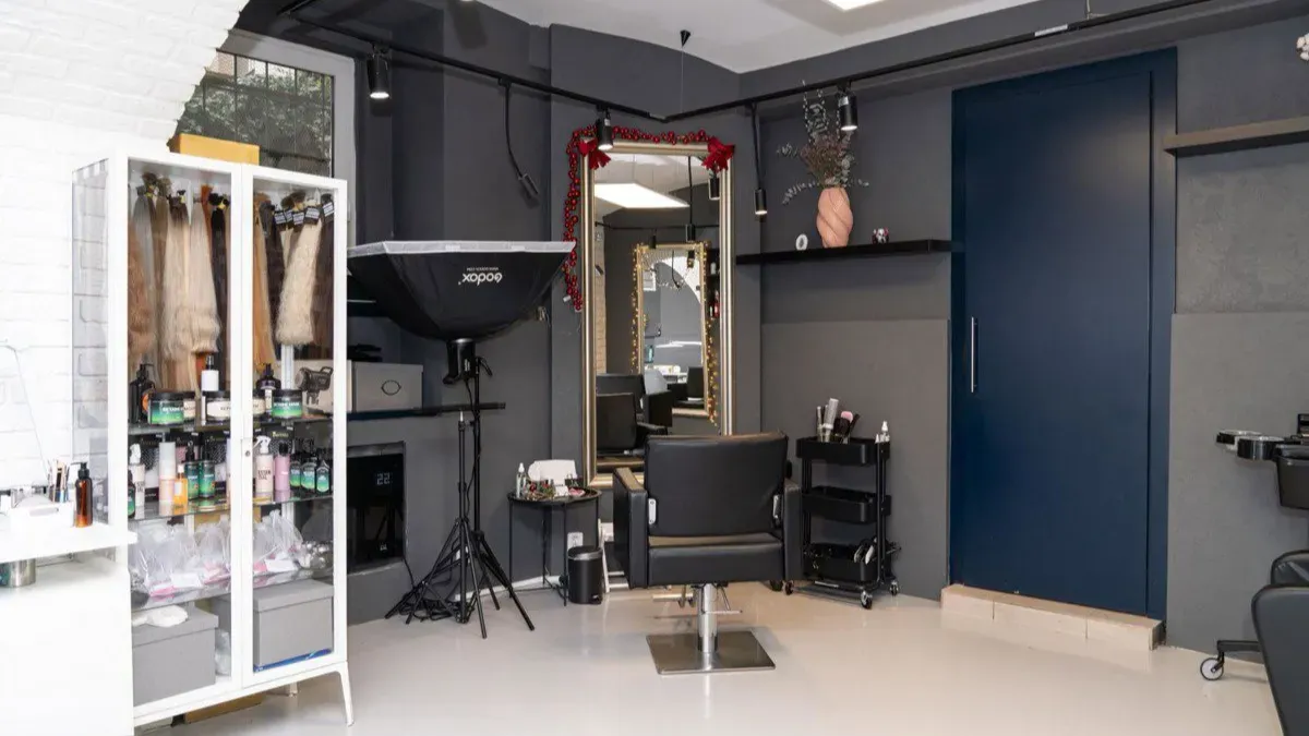 Pronájem komerční nemovitosti · Kosmetický salon · 136 m² (ID: SaleBeautySalon)