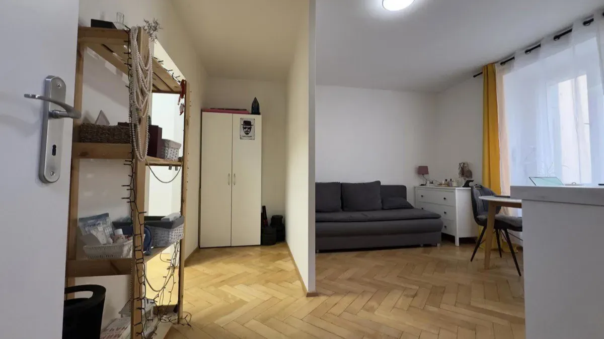 Pronájem bytu · 2+kk · 40 m²
